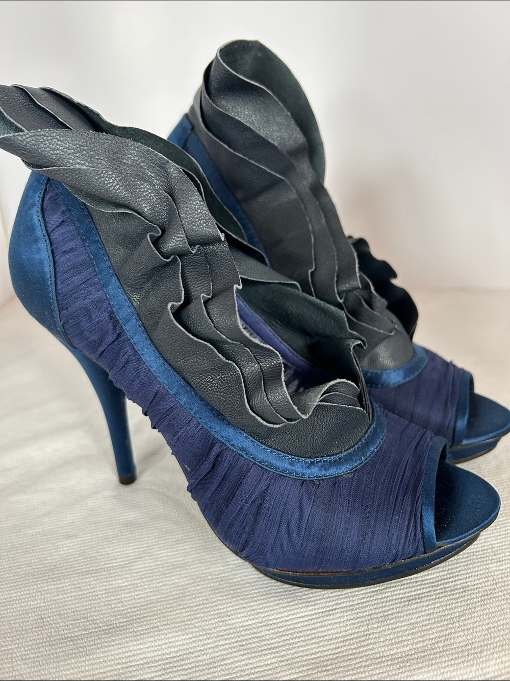 ABS Allen Schwartz Elegant Navy Ruffle Peep-Toe Women's Heels